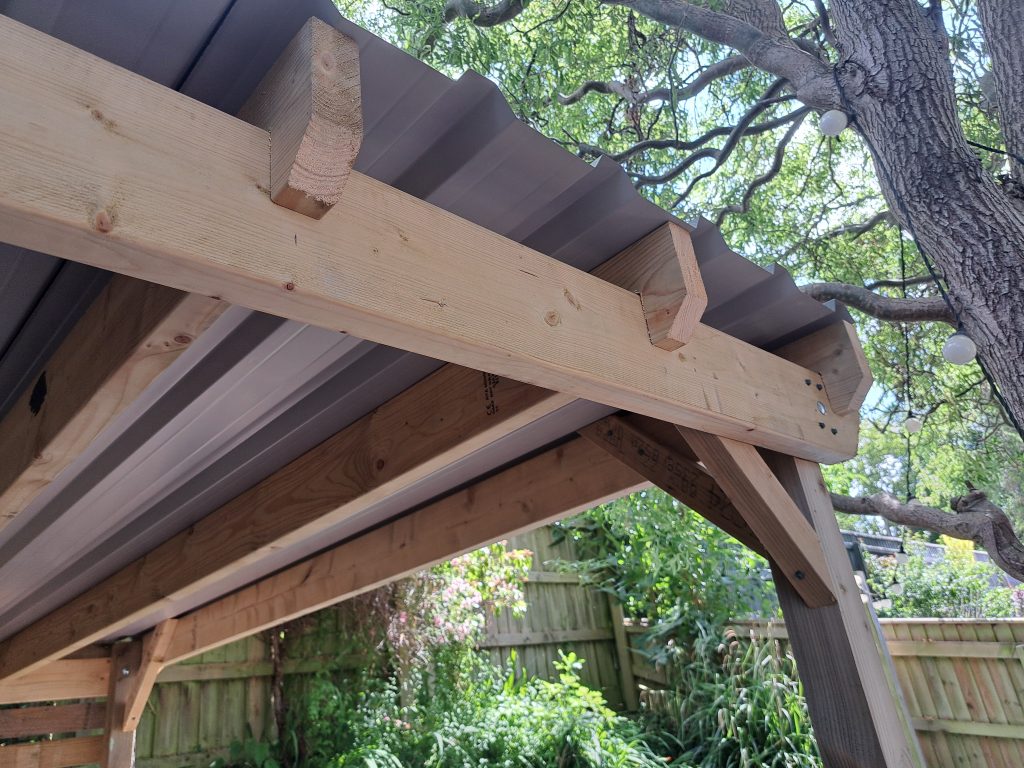 Garden kitchen detail