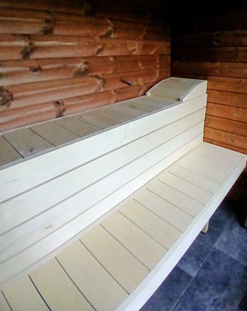 Sauna bench